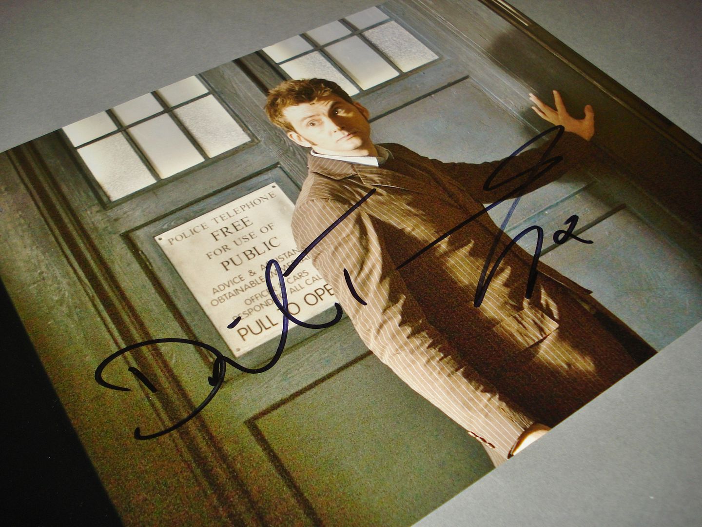 GENUINE HAND SIGNED AUTOGRAPH PHOTO FROM UP NORTH MEMORABILIA