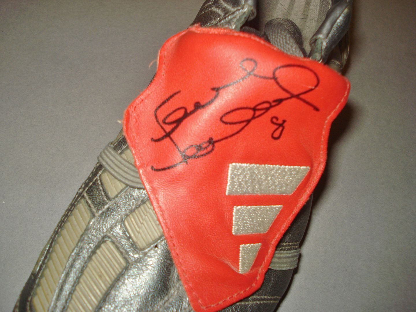 GENUINE HAND SIGNED AUTOGRAPH PHOTO FROM UP NORTH MEMORABILIA