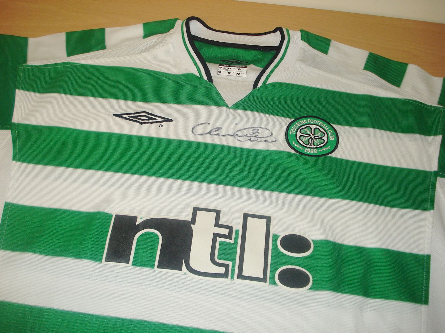 henrik larsson shirt