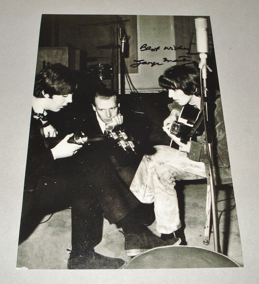 GENUINE HAND SIGNED AUTOGRAPH PHOTO FROM UP NORTH MEMORABILIA