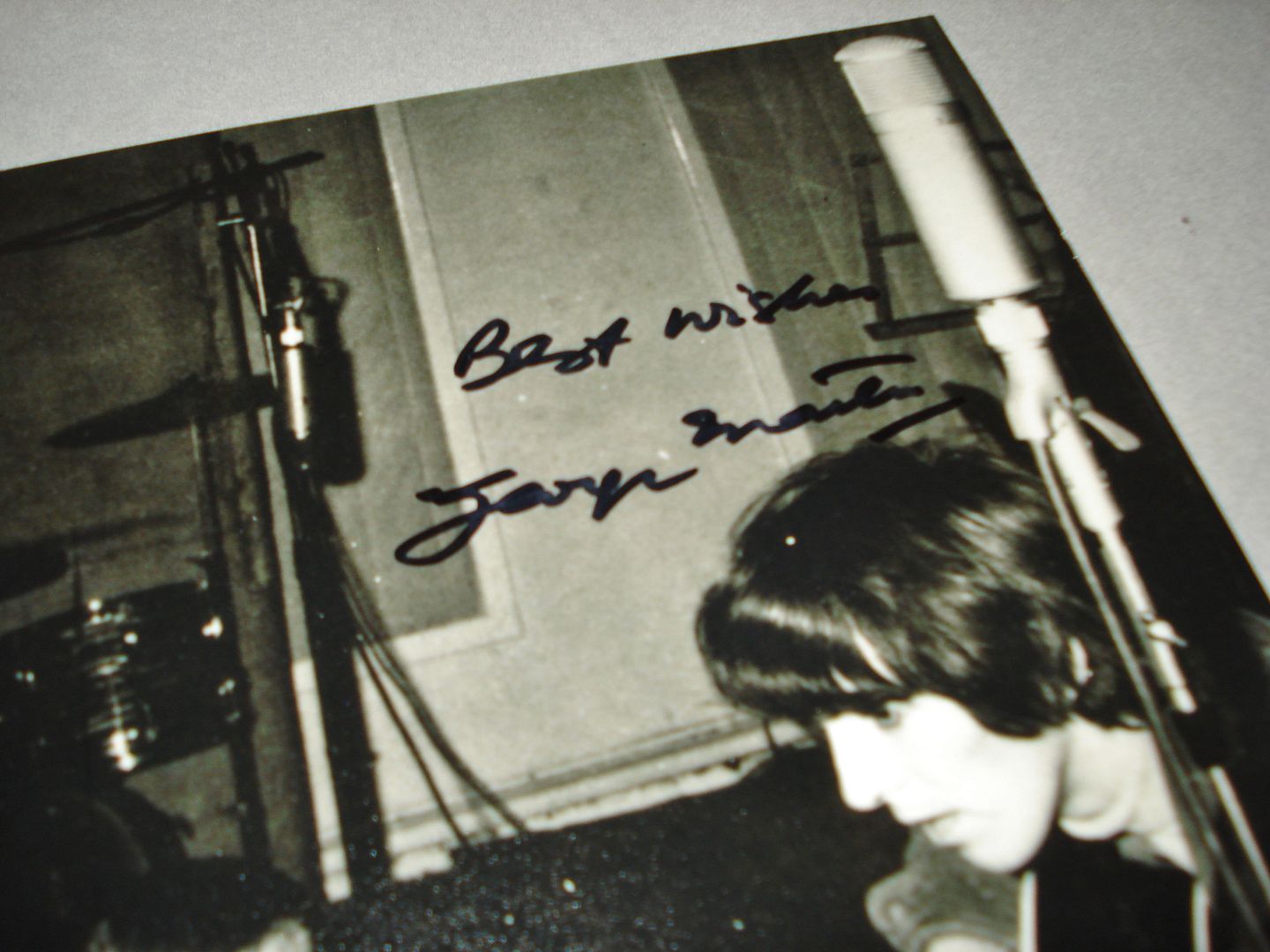 GENUINE HAND SIGNED AUTOGRAPH PHOTO FROM UP NORTH MEMORABILIA