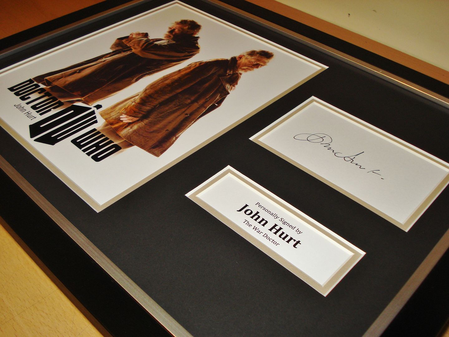 GENUINE HAND SIGNED AUTOGRAPH PHOTO FROM UP NORTH MEMORABILIA