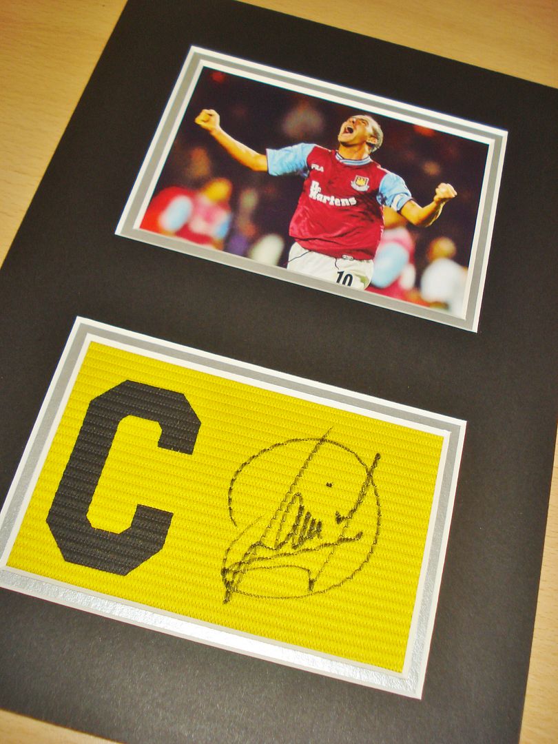 GENUINE HAND SIGNED AUTOGRAPH PHOTO FROM UP NORTH MEMORABILIA