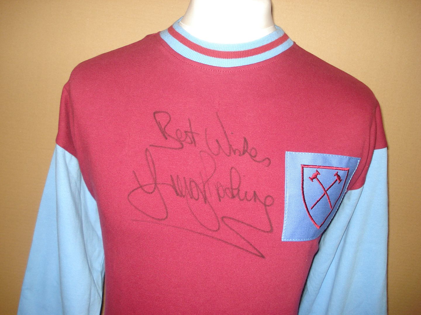 GENUINE HAND SIGNED AUTOGRAPH PHOTO FROM UP NORTH MEMORABILIA
