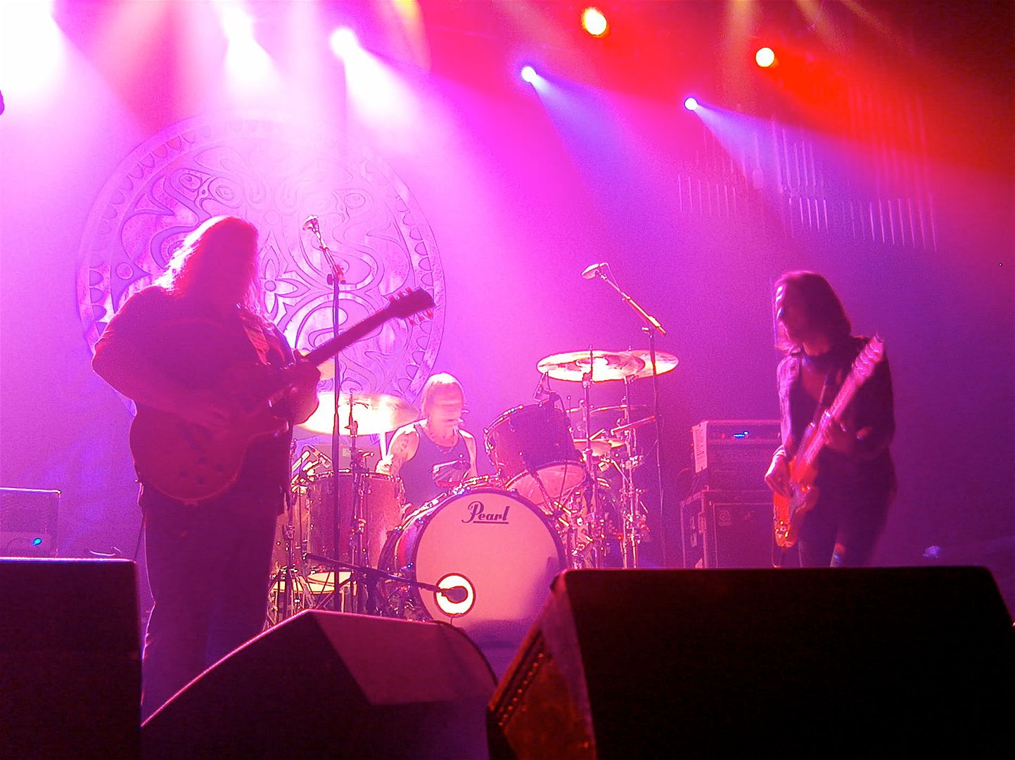 Govt Mule - Banks Of The Deep End - YouTube