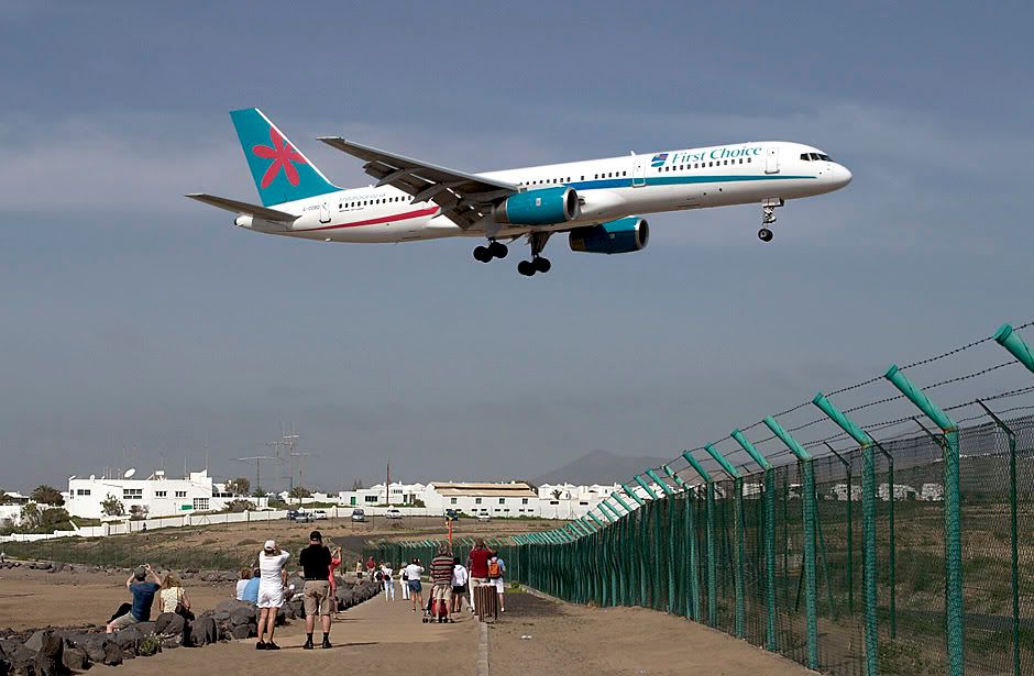 http://i99.photobucket.com/albums/l298/fredseg1/0361-FirstChoice757LanzaroteG-OOBD.jpg