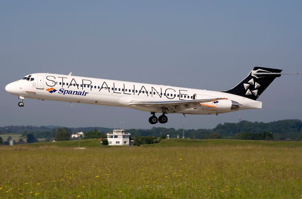 http://i99.photobucket.com/albums/l298/fredseg1/4856-SpanairMD80Zurich24-5-07EC-R.jpg