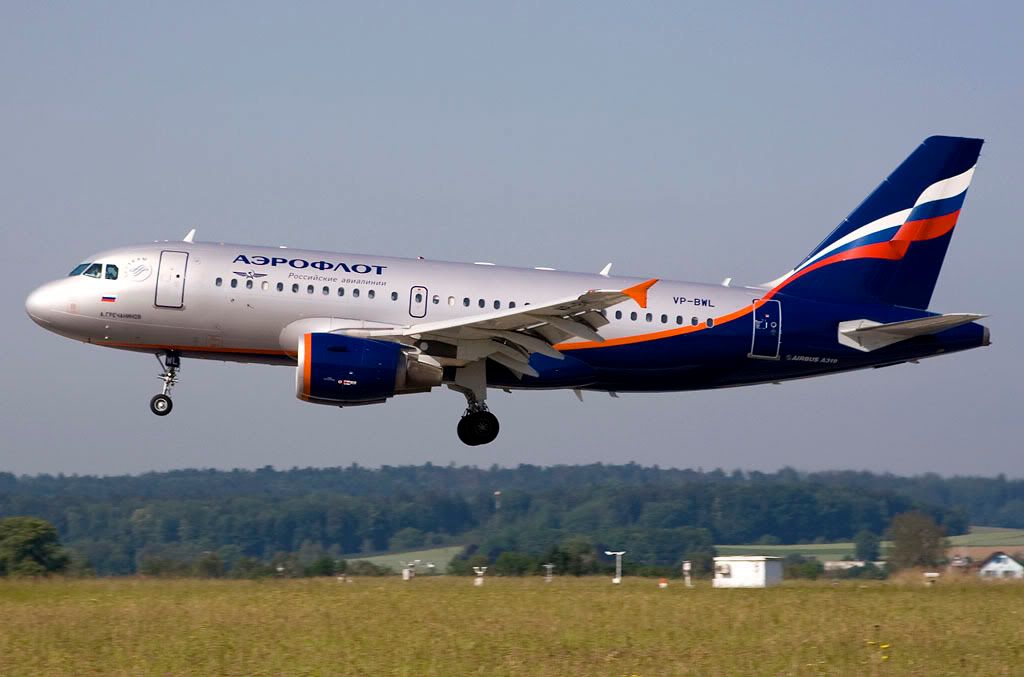 http://i99.photobucket.com/albums/l298/fredseg1/4886-AeroflotA319Zurich24-5-07VP-BW.jpg