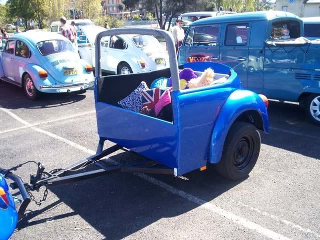 http://i99.photobucket.com/albums/l308/ByronBug/sikstrailer.jpg