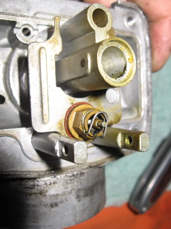 How To Clean Your Mikuni Carb SkiDoo Snowmobiles Forum