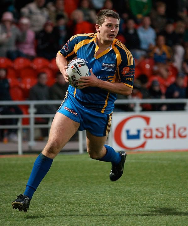 IMAGE: http://i99.photobucket.com/albums/l319/steve70/rugby/DeanGorton.jpg
