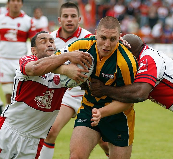 IMAGE: http://i99.photobucket.com/albums/l319/steve70/rugby/petergreenfightstogainground.jpg