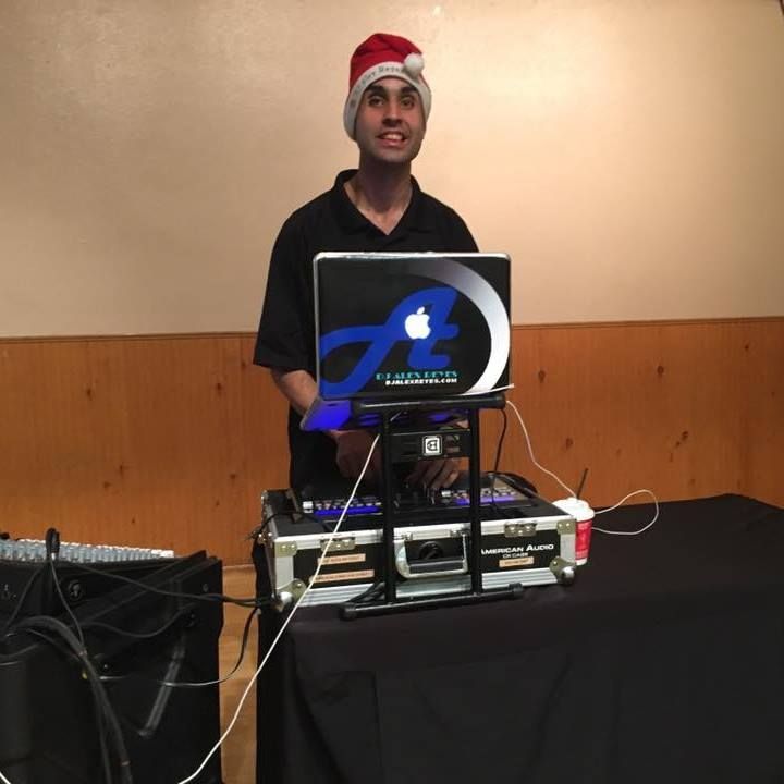 photo DJ Alex Reyes Newark Pavillion_zpsmpsqytcr.jpg