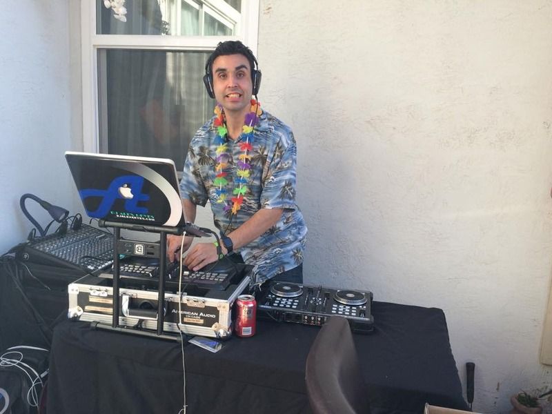 photo DJ Alex Reyes in action on June 20_zpsd1vejleh.jpg