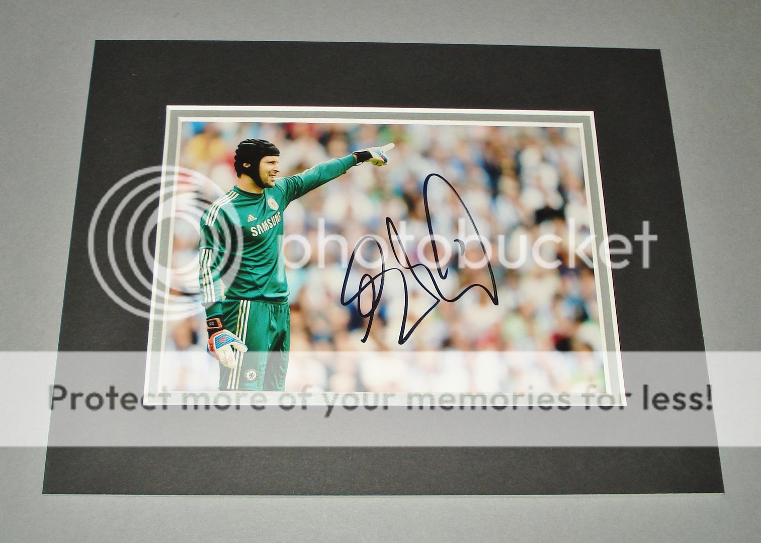 GENUINE HAND SIGNED AUTOGRAPH PHOTO FROM UP NORTH MEMORABILIA